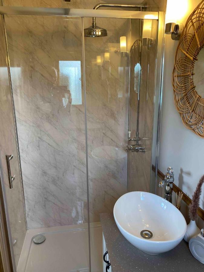 Boyce Fen Farm Retreat Glamping & Fishery Villa Wisbech Buitenkant foto