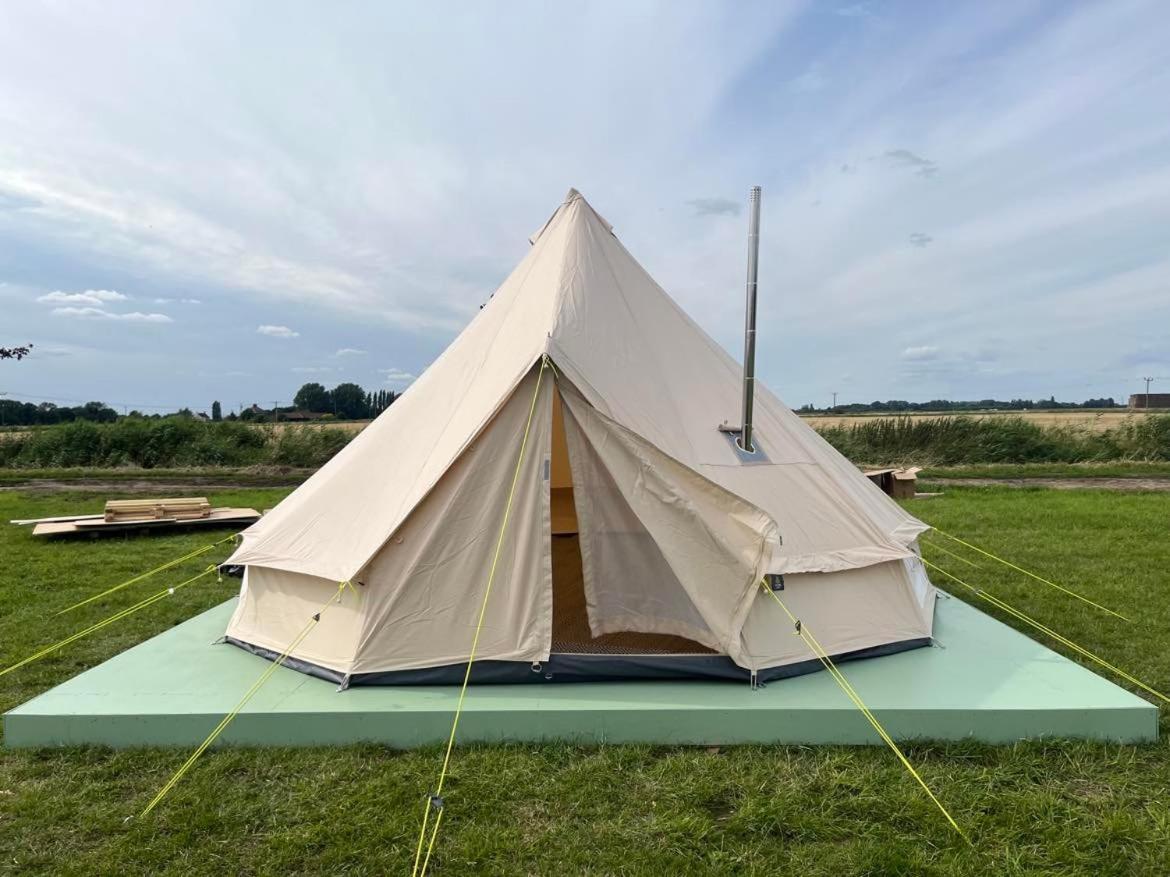 Boyce Fen Farm Retreat Glamping & Fishery Villa Wisbech Buitenkant foto